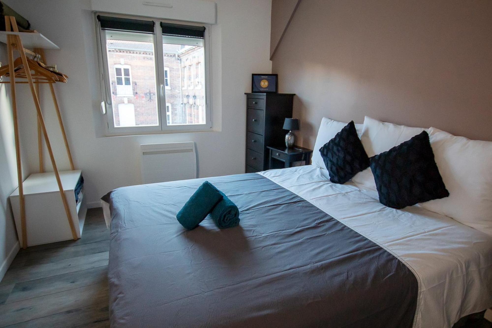 Epernevasion Apartment Еперне Екстериор снимка